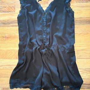Soma Black Lace Trim lingerie Chemise shorts,trimmed navy lace, boudoir pics med